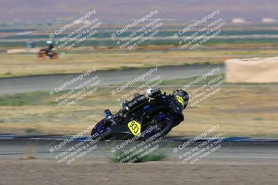 media/Aug-13-2023-CRA (Sun) [[1cfc37a6fb]]/Race 4 400 Superbike/Race/